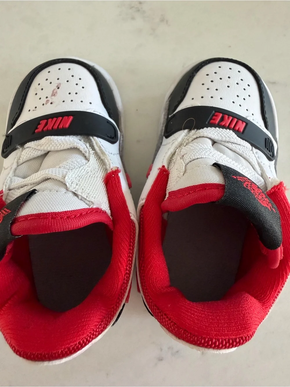 Nike Kids White, Black and Red Sneakers